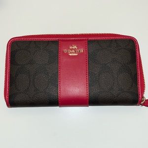 Coach Accordion Zip Wallet